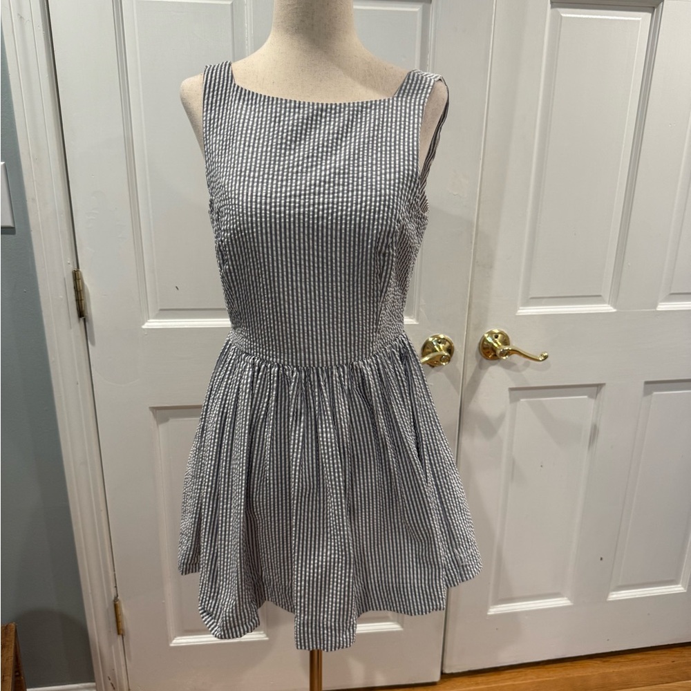 Summer Blue and White Striped Cotton Dress 28”waist 29 “length size M